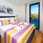 Oasis Apartman *