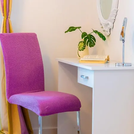 Apartment Oasis