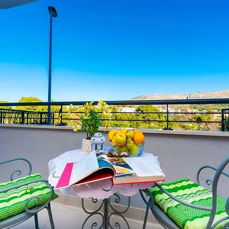Oasis Apartman